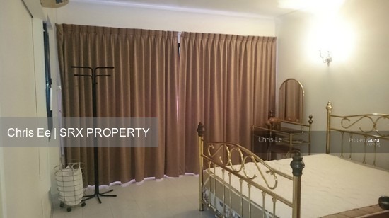 Hougang Avenue 8 thumbnail photo